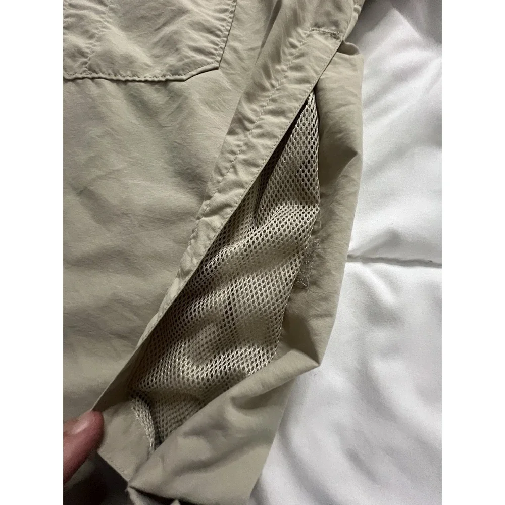 The North Face Tan Button Up Shirt Men's Size Medium Short Sleeve Hiking